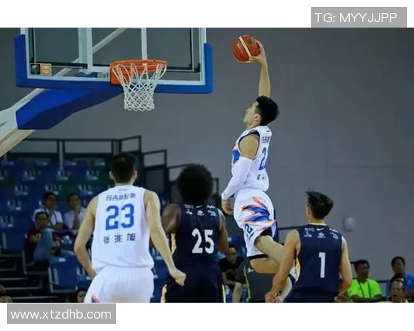 深入分析上海篮球队中路突破战术的优势与应用策略 深入分析上海篮球队中路突破战术的优势与应用策略