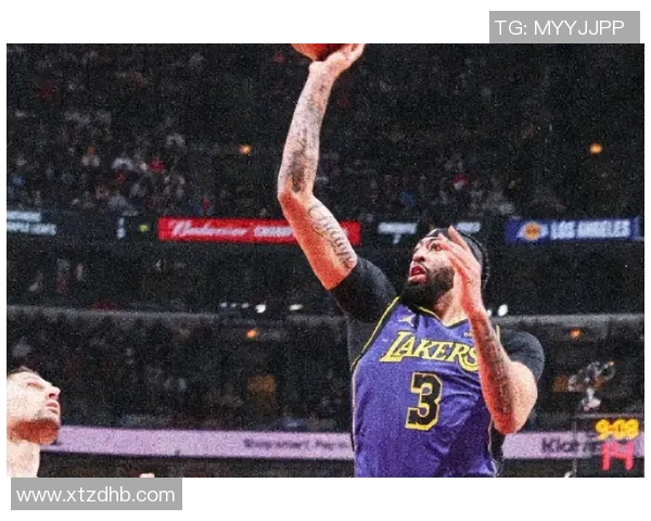 91年公牛与湖人巅峰对决回顾:传奇球队的荣耀与激情碰撞 91年公牛与湖人巅峰对决回顾:传奇球队的荣耀与激情碰撞